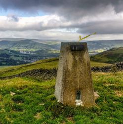 Great Hucklow Fell Race